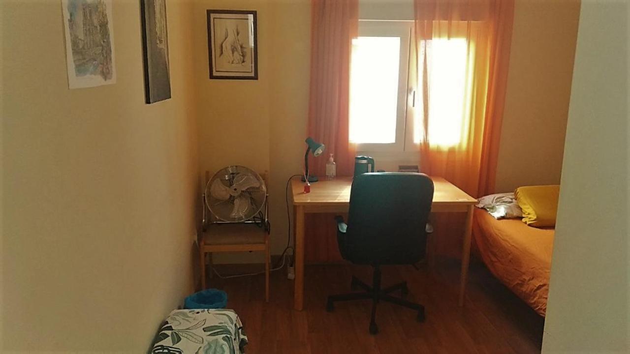 4 Estaciones Bnb Seville Exterior photo